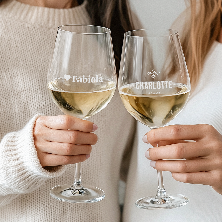 image White wine glass x 2